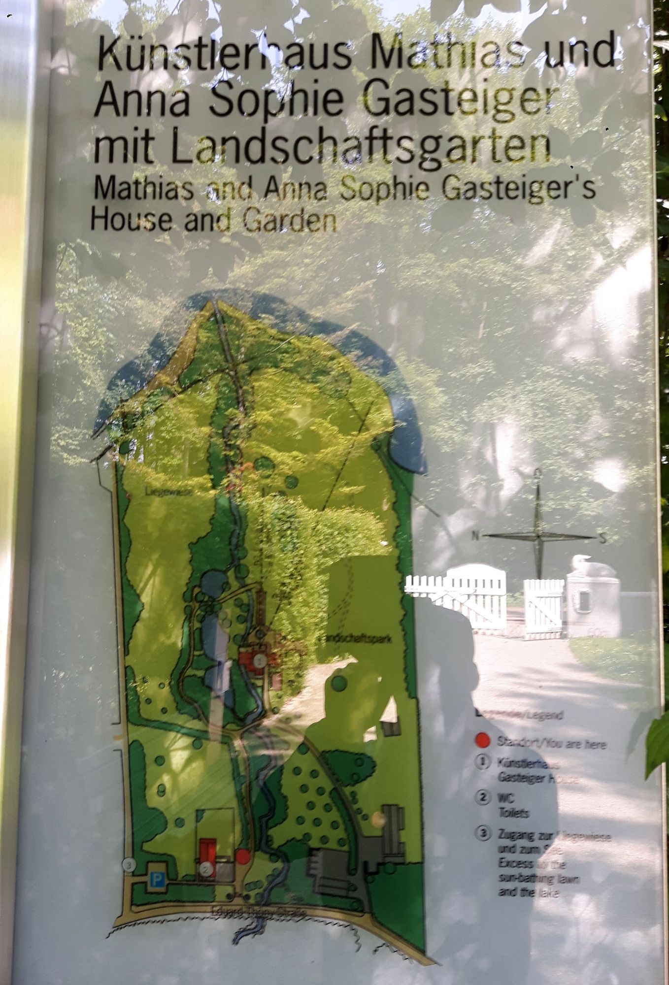 Hinweisschild Gasteiger Landschaftsgarten