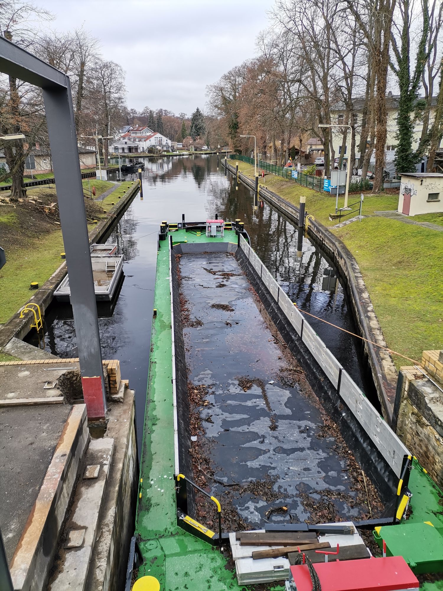 Kahn an der Schleusenbrücke Königs Wusterhausen