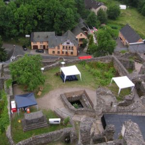 Blick nach unten von der Burg Festung