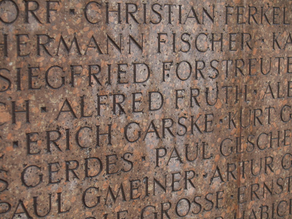 Zentralfriedhof Friedrichsfelde Gedenkstätte der Kommunisten Alfred Fruth