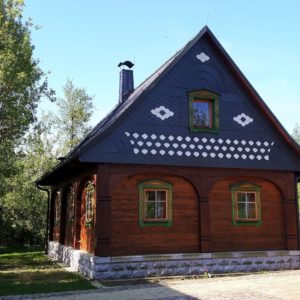 neue Hütte traditionell gebaut