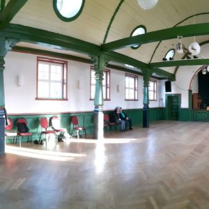 Der Tanzsaal im Gasthaus "Zum Hirsch"