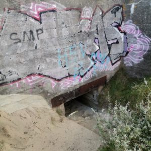 Fanö Strand Bunkereingang Graffiti