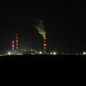 Kraftwerklichter in der Nacht