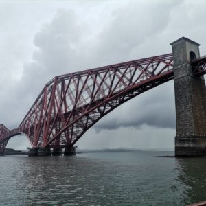 Bei Edinburgh City am Firth of Forth Brücke