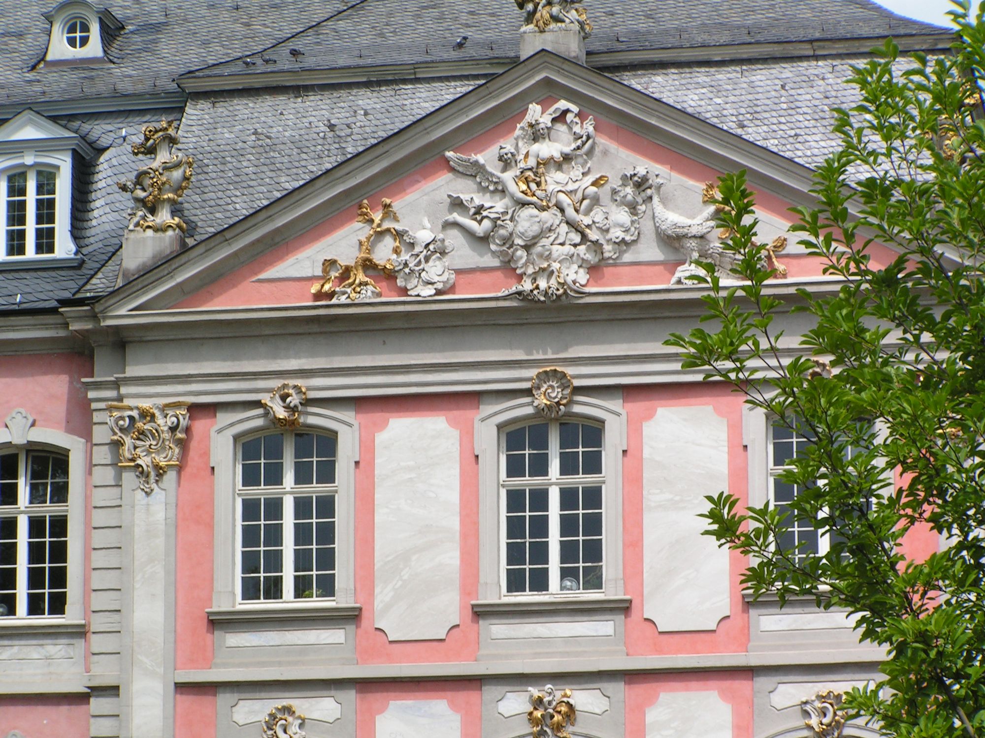 Schlosspark Schloss rosa