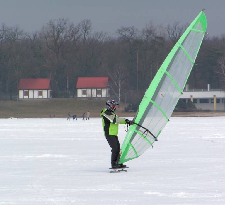 2006 eislaufen auf dem Müggelsee