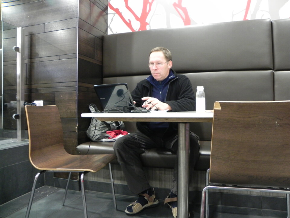 Me in McDonald's free WiFi but nobody there