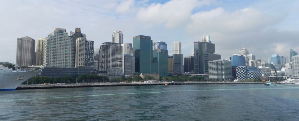 Thumb Sydney city skyline