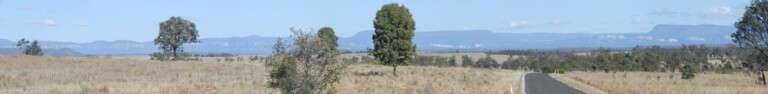 Driving form Injune to Takarakka camp site at Carnarvon Gorge