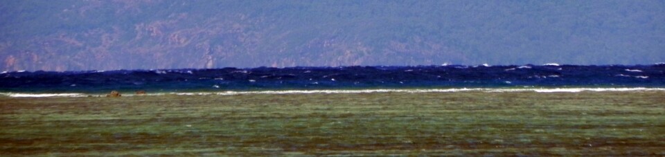 Deep water reef - land - shallow water