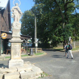 Im Dorf in Tschechien eilig zur Kneipe: Durst!