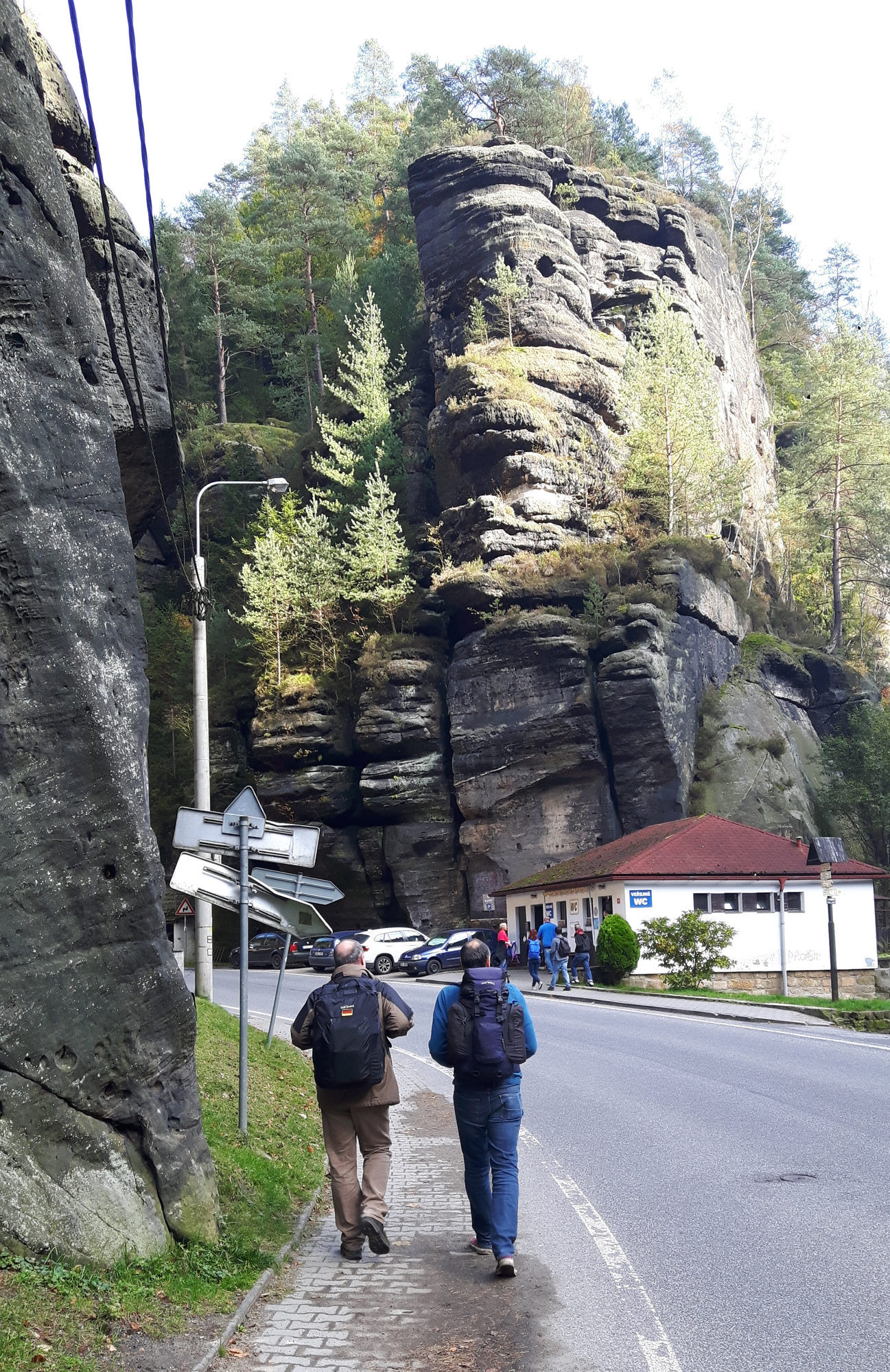Abmarsch an der Straße