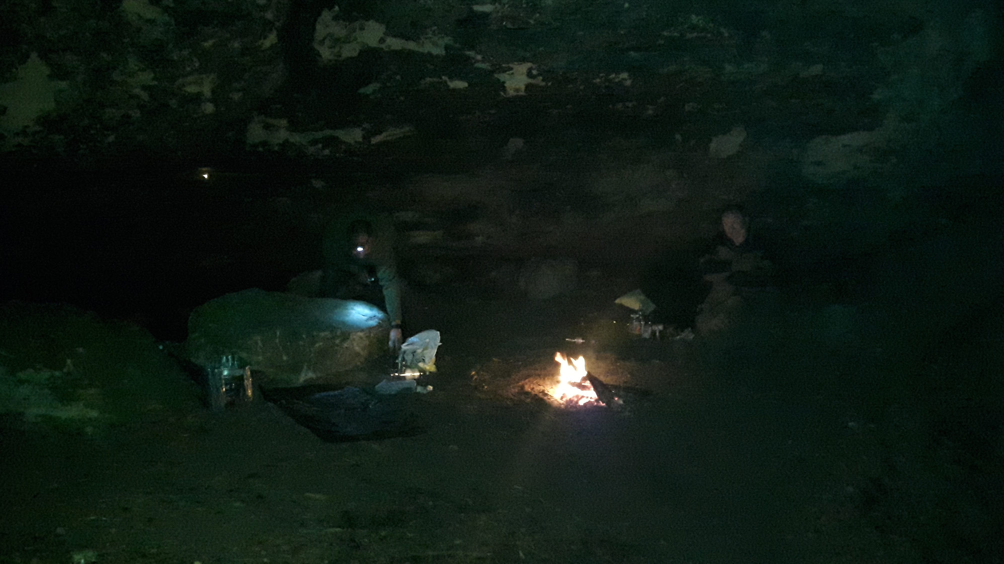 Lagerfeuer in der Rotweinboofe