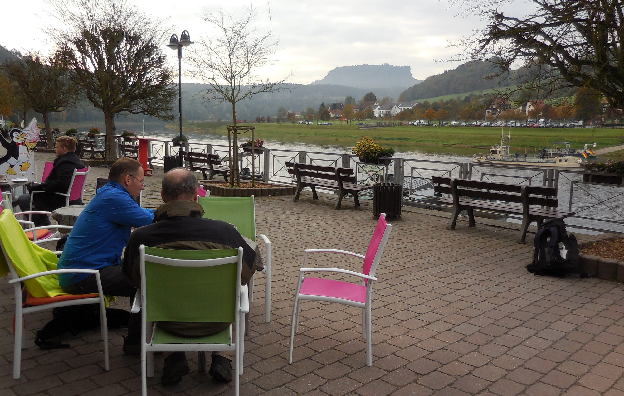 Frühstück auf der Terrasse in Rathen