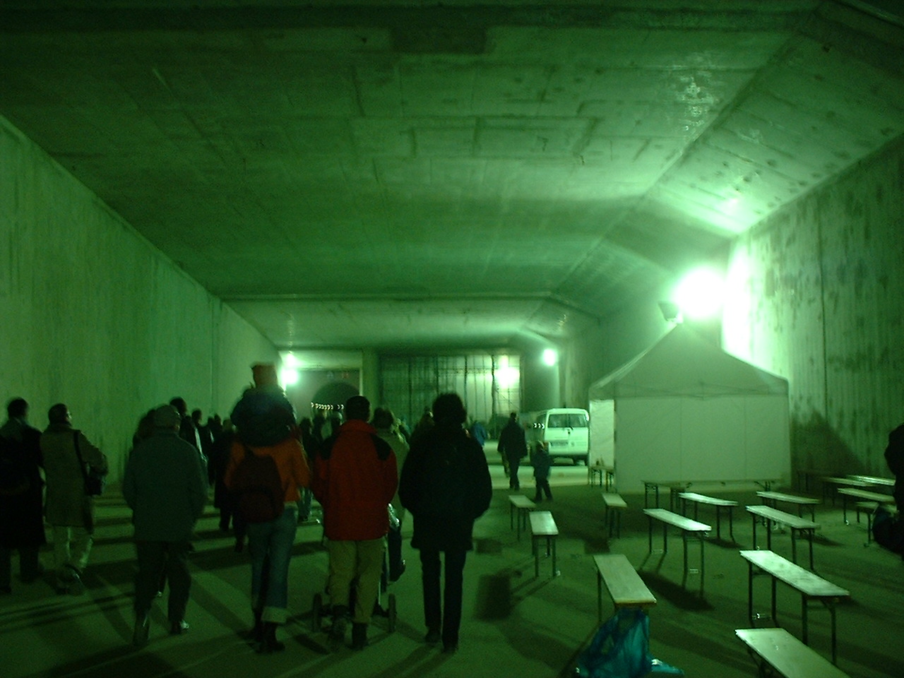 Besichtigung im Bahntunnel zum Potsdamer Platz