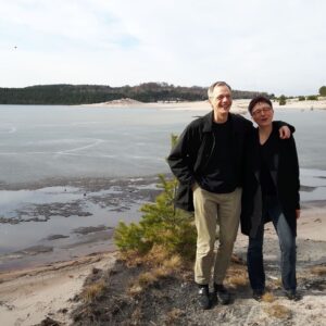 Ingrid & Georg am gefrorenen Tagebausee