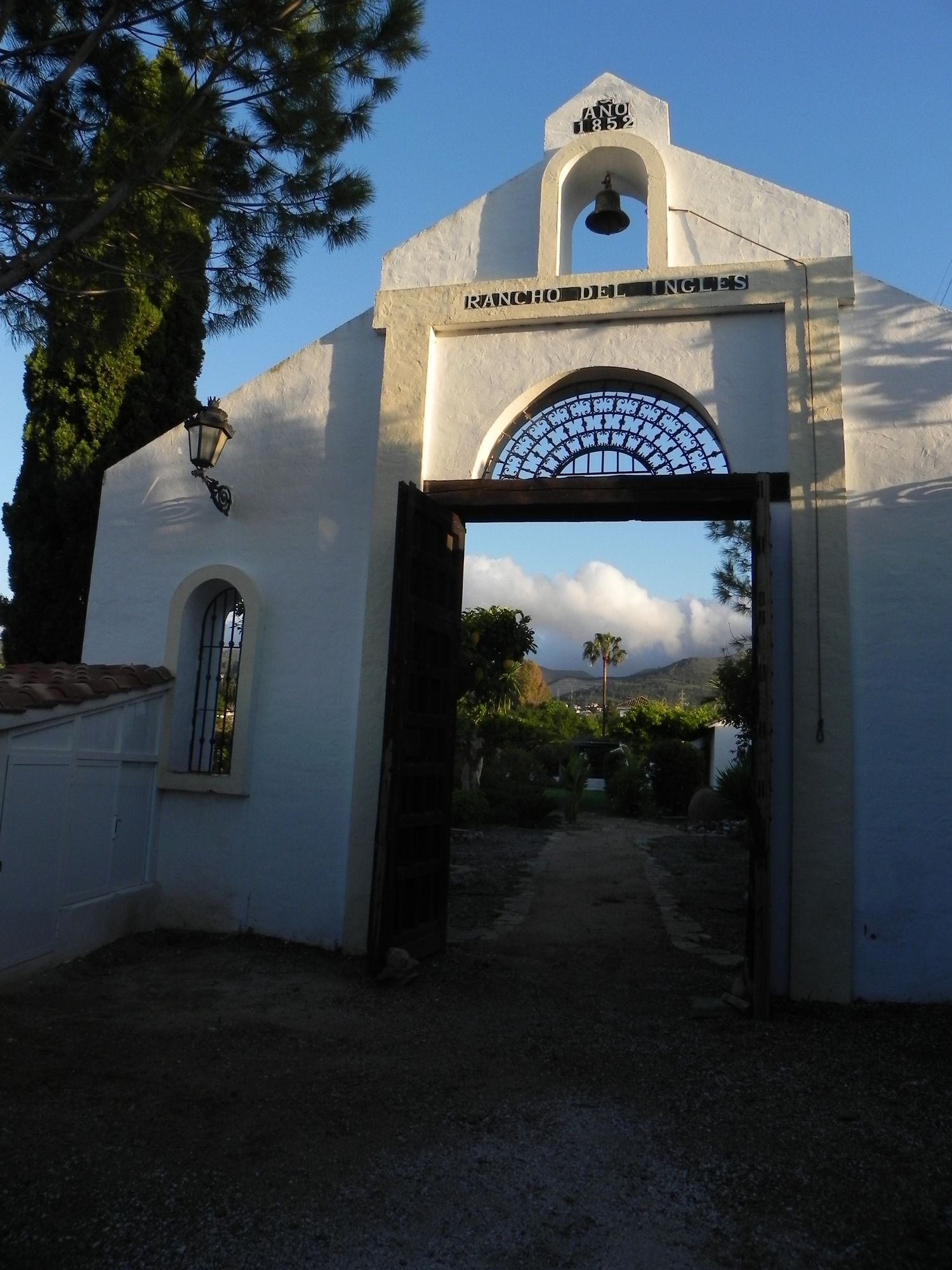 Spanien Rancho de Inglese Portal Zufahrt