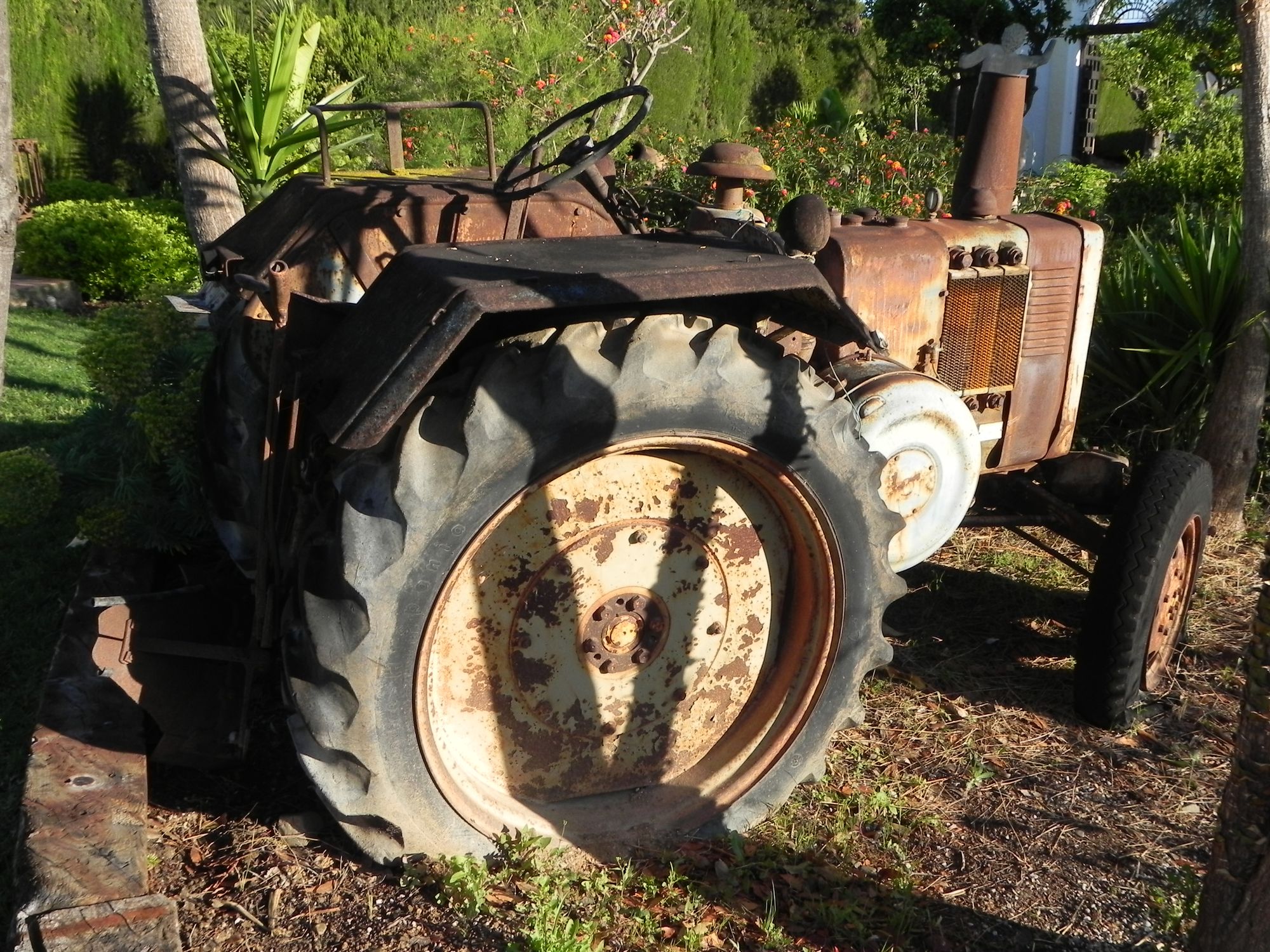 Rancho de Inglese alter Traktor