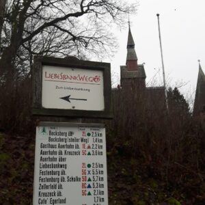 Anfang Liebesbank Wanderweg bei Hahnenklee zum Bocksberg
