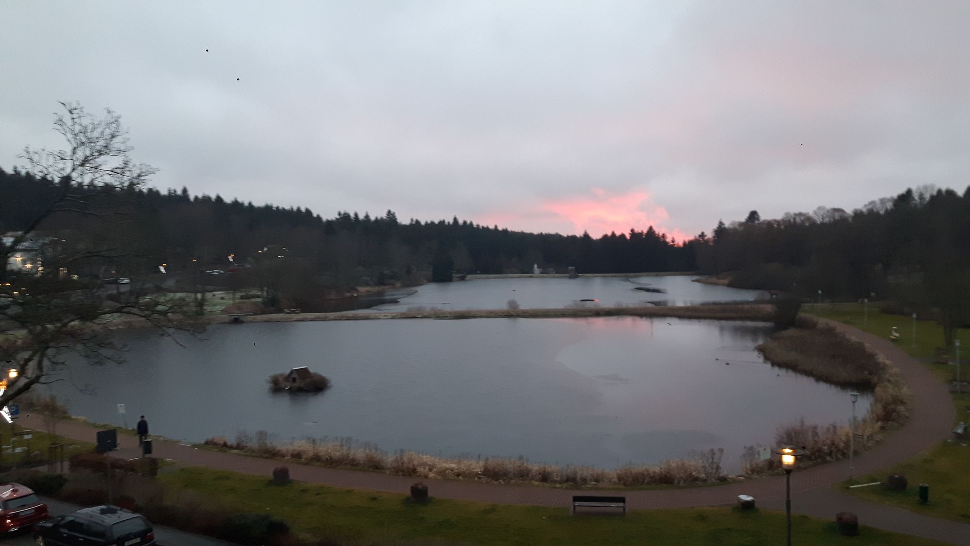 Blick über Kranichteiche bei Sonnenuntergang