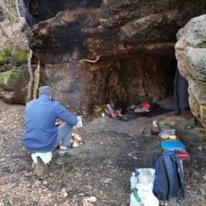 Guten Morgen am Lagerfeuer