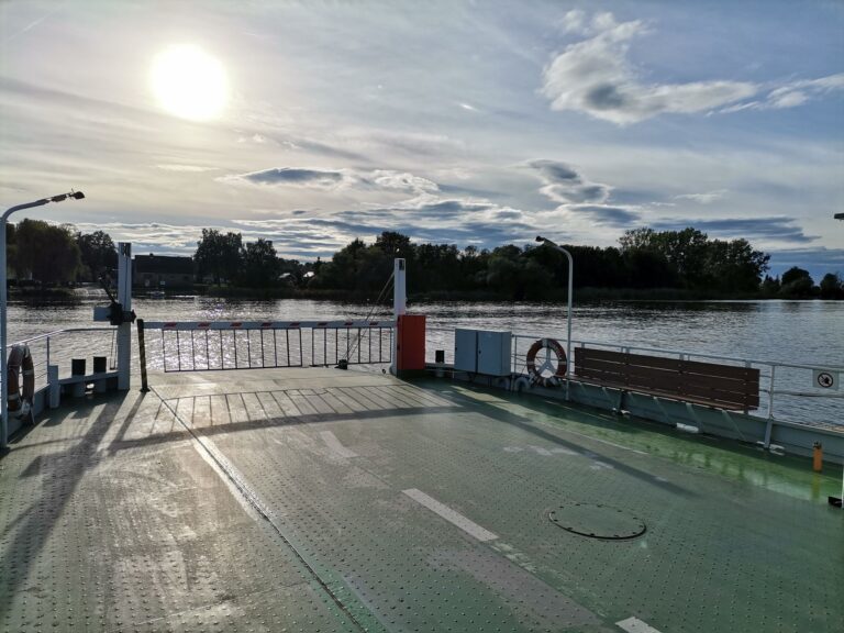 2021 10 mit den Rädern auf dem Havelradweg von Brandenburg nach Rathenow
