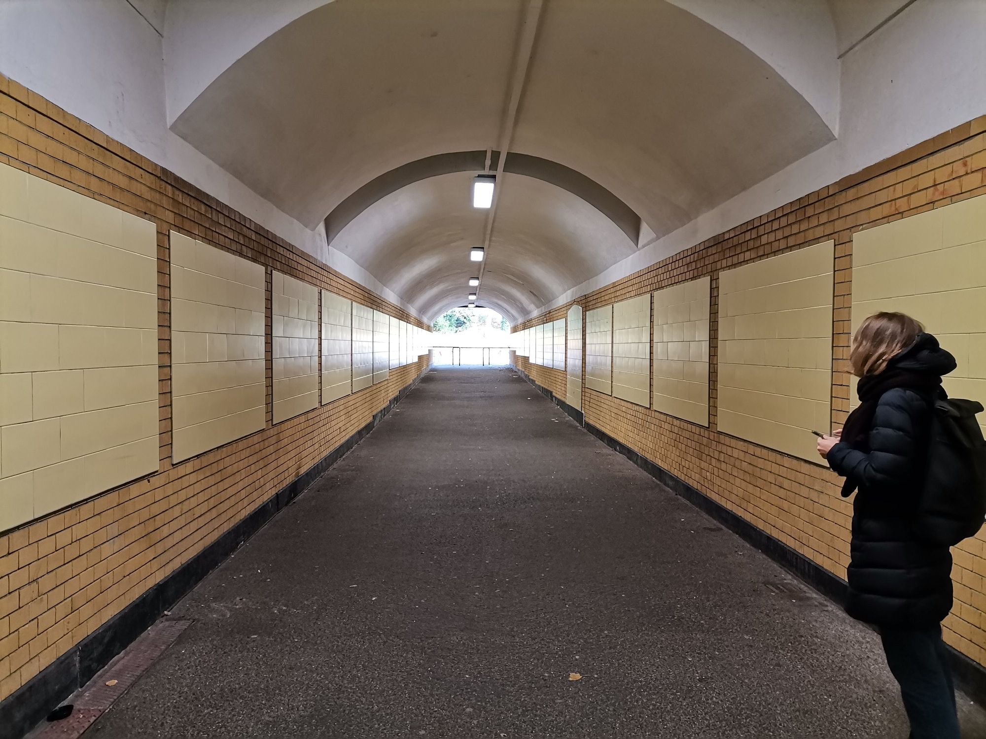 Zum Tegeler Fließ vom S-Bahnhof Hermsdorf