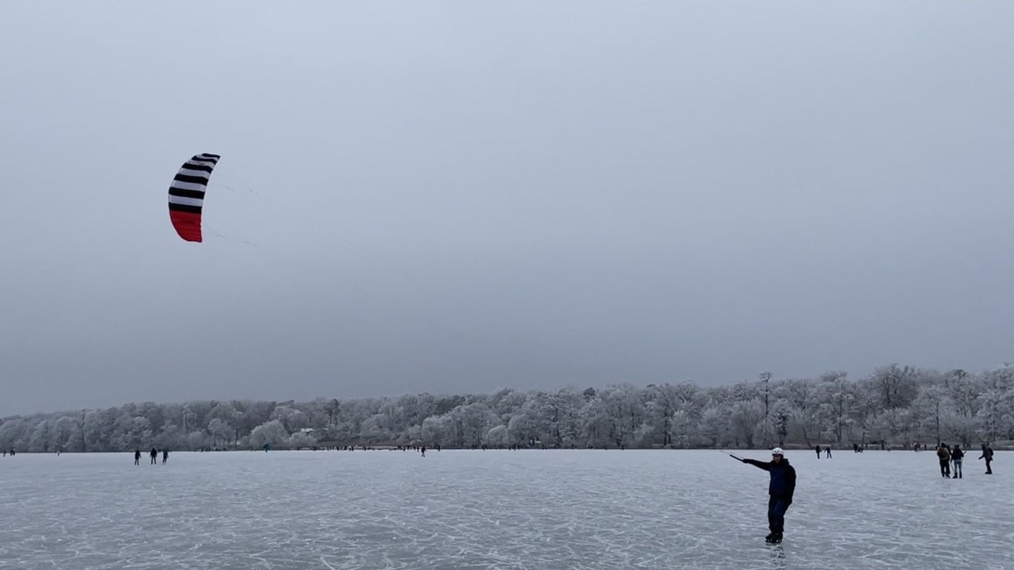2022 12 Eis Wochenende am Engelbecken & Müggelsee Schlittschuh laufen