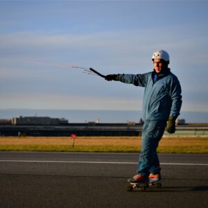 Mit dem Powerkite Zebra Z1 auf der Landebahn auf dem Tempelhofer Feld kiten
