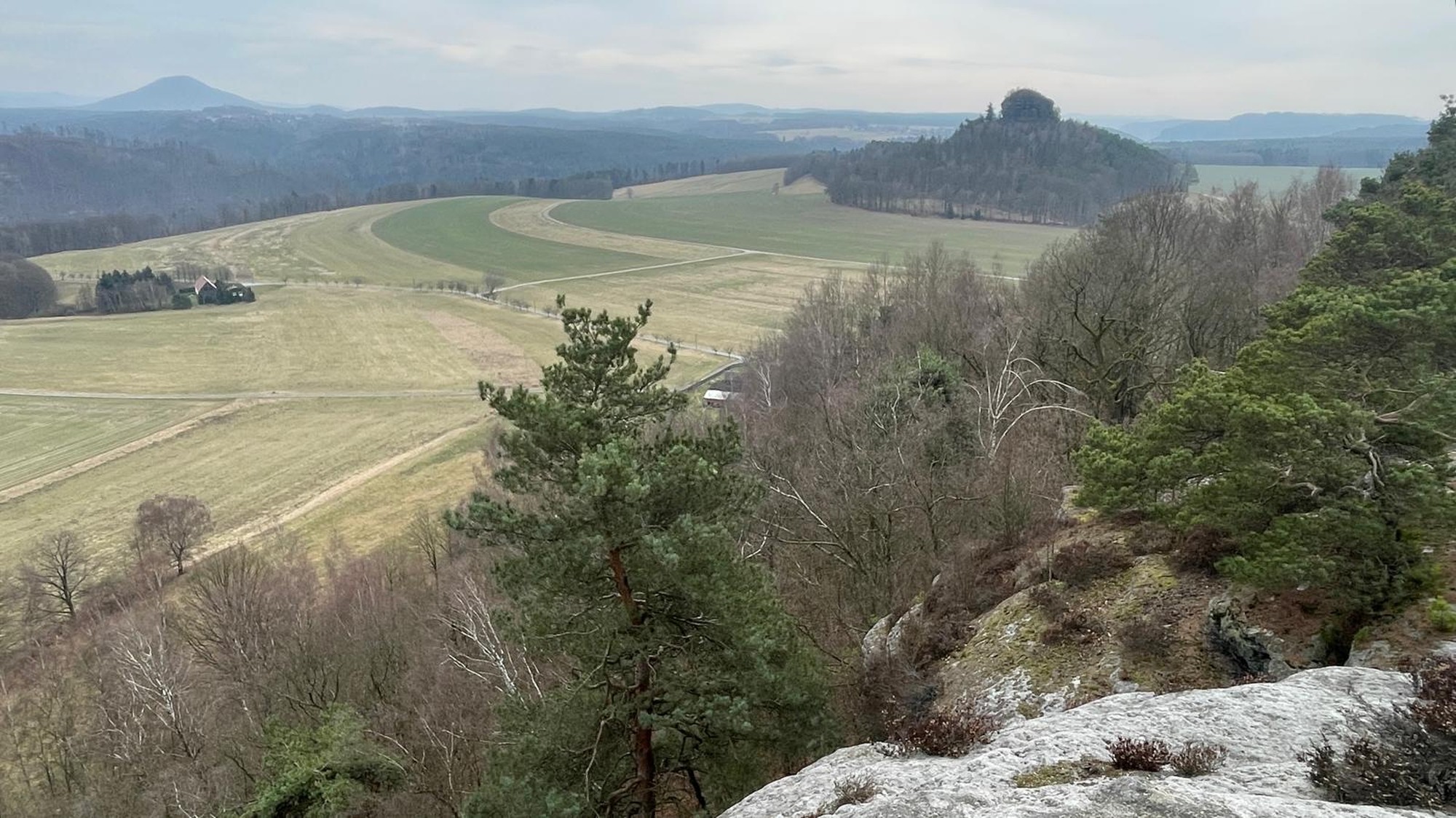 Blick von der Kaiserkrone zum Zirkelstein
